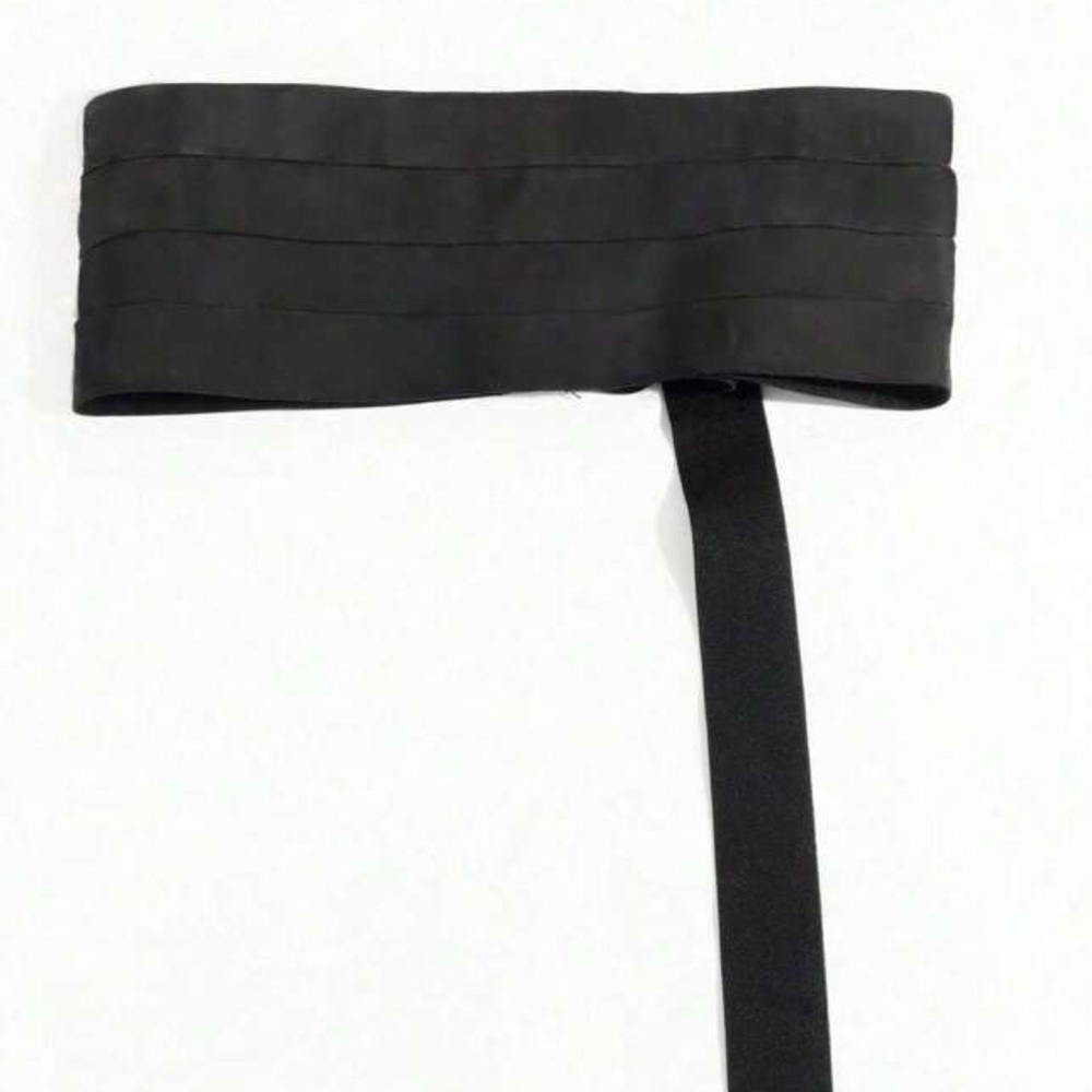 🖤 PLUS Stretch Belt 🖤 - Picture 3 of 6